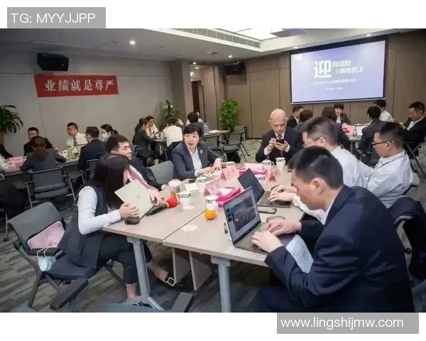 赛后复盘南京乒乓球队与杭州乒乓球队的团队协作与战术分析 赛后复盘南京乒乓球队与杭州乒乓球队的团队协作与战术分析