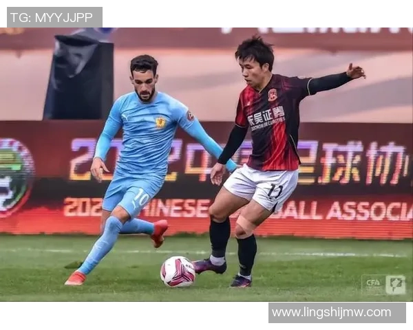 赛后分析：北京足球队与重庆足球队的精彩对决及经验总结